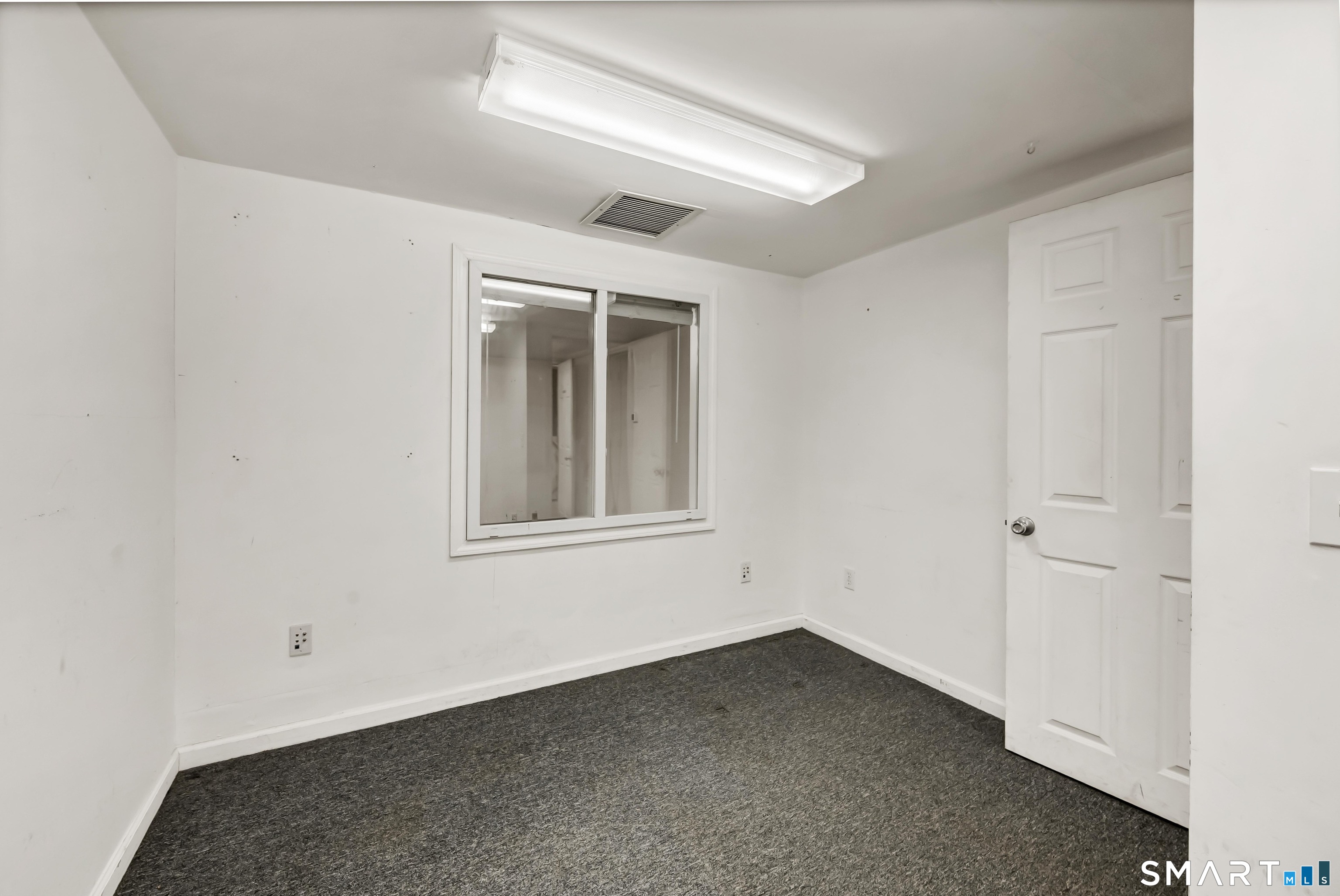 50 South End Plaza New Milford CT 06776