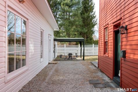 24 Lyme Street Old Lyme CT 06371