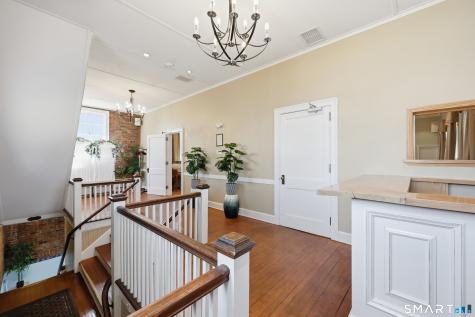 43 Naubuc Avenue Glastonbury CT 06033