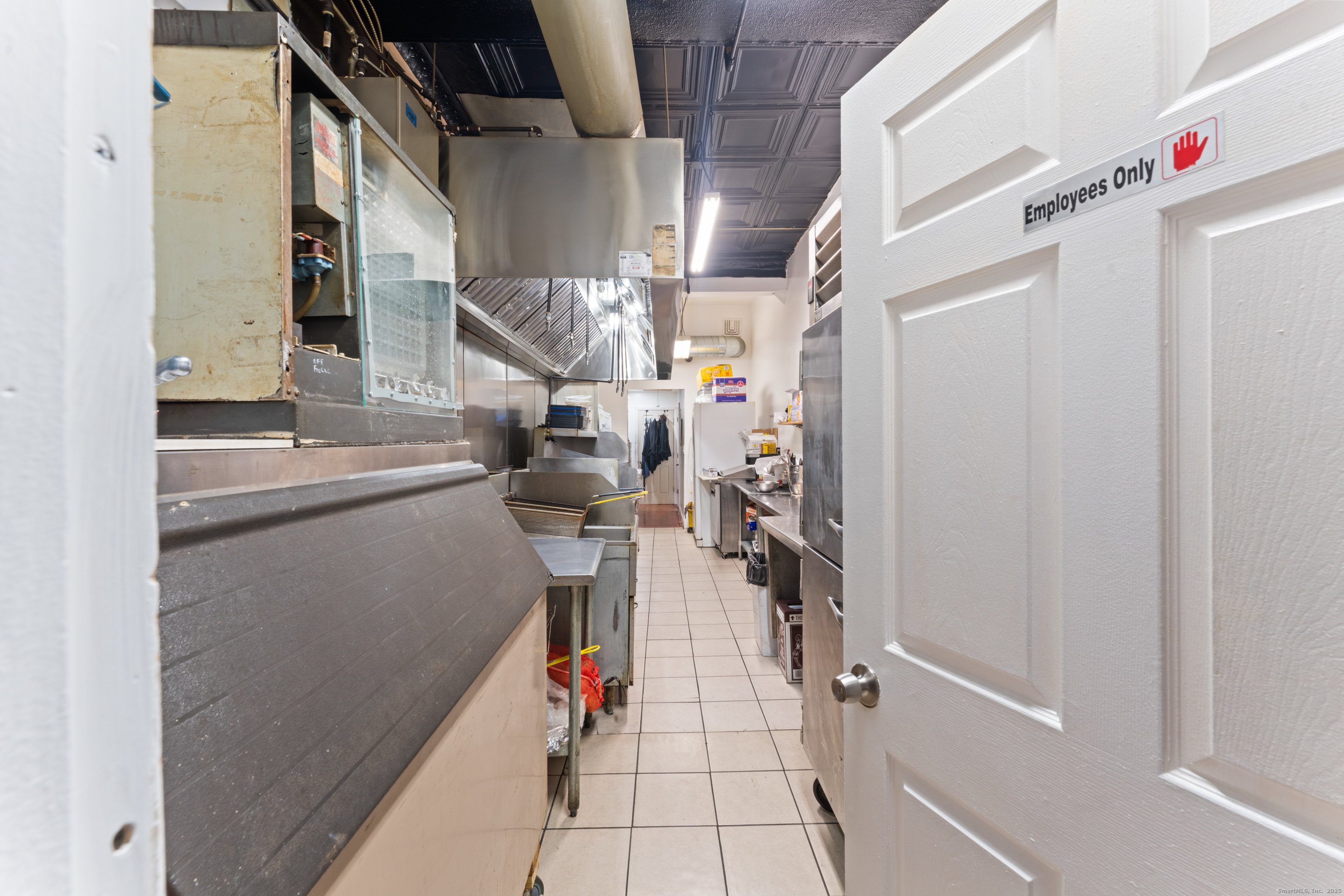 811 Dixwell Avenue Hamden CT 06511