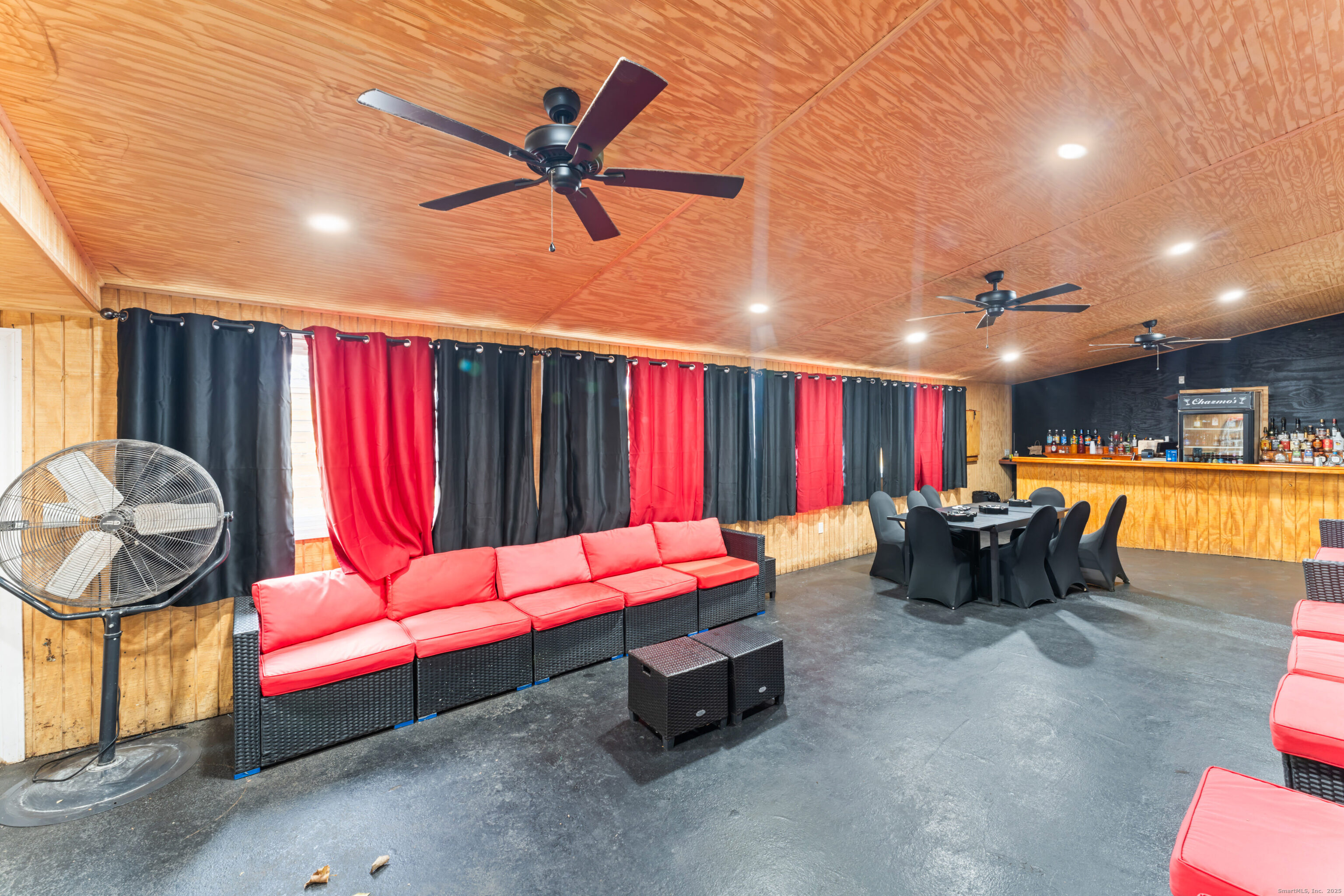 811 Dixwell Avenue Hamden CT 06511