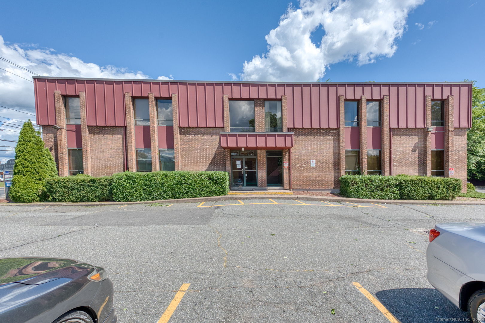135 Burnside Avenue East Hartford CT 06108