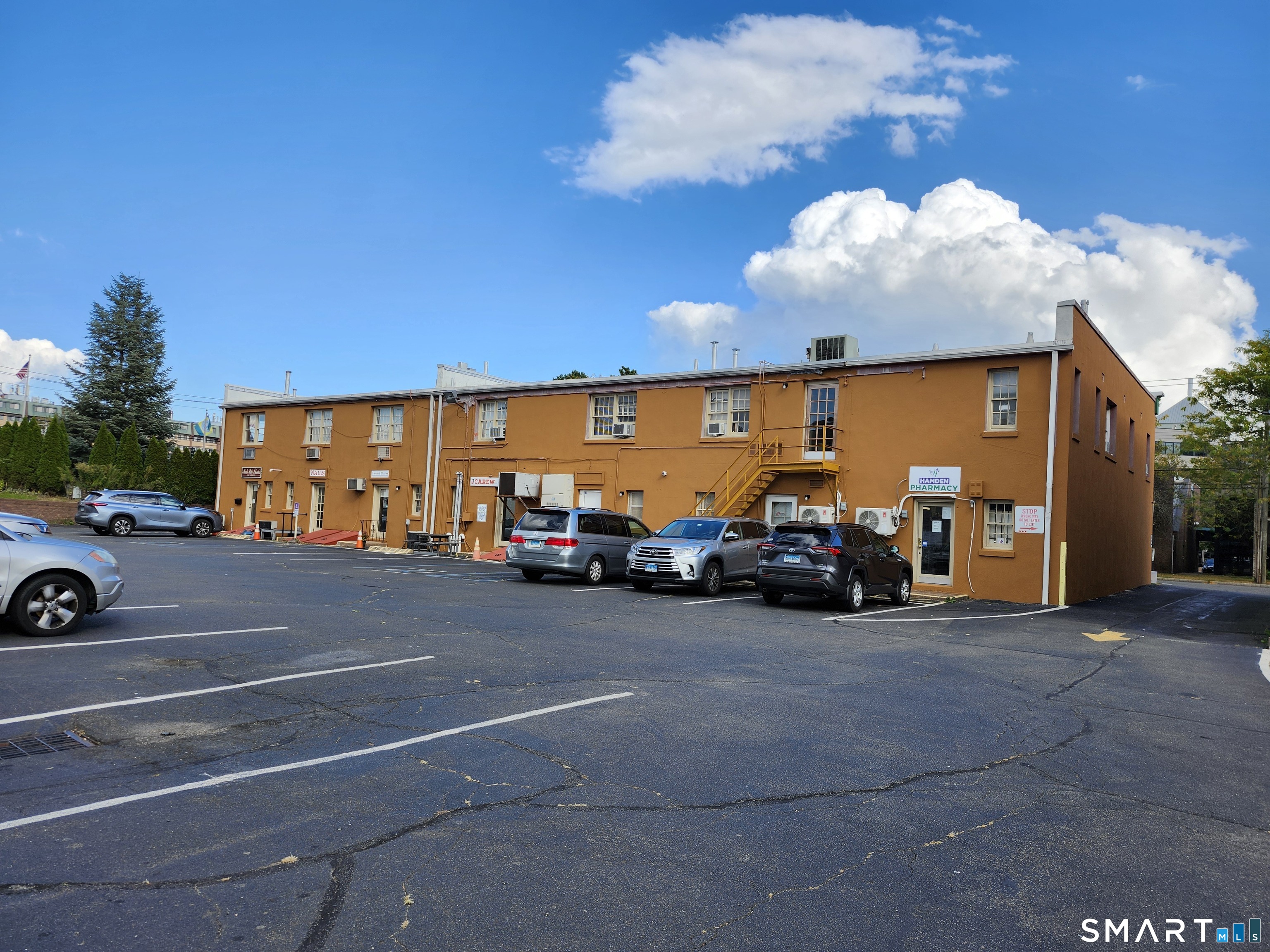 2348 Whitney Avenue Hamden CT 06518
