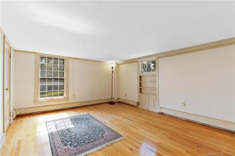 130 East Main Street Clinton CT 06413