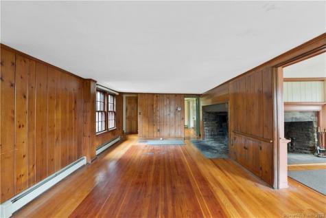 130 East Main Street Clinton CT 06413