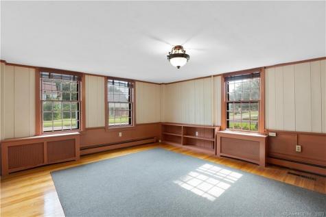 130 East Main Street Clinton CT 06413