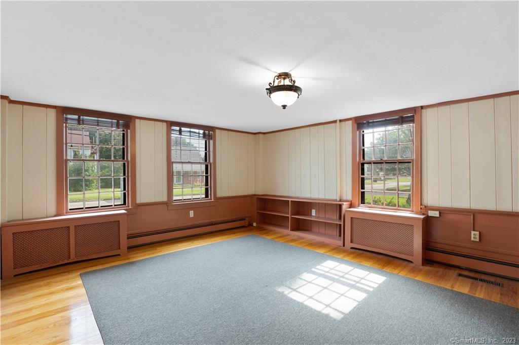 130 East Main Street Clinton CT 06413