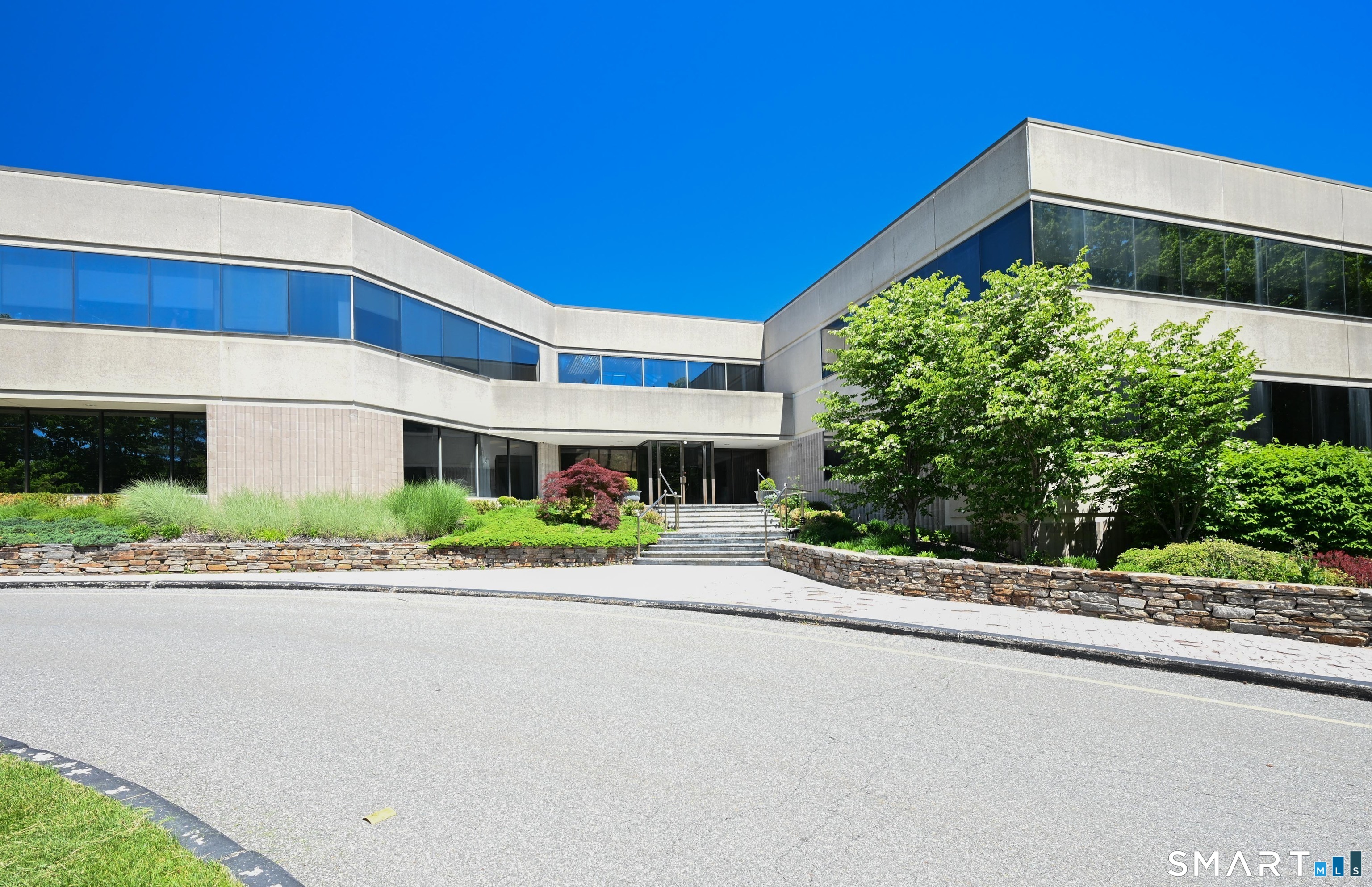 90 Grove Street Ridgefield CT 06877