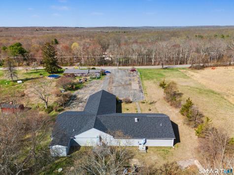 505 Old Colchester Road Montville CT 06382