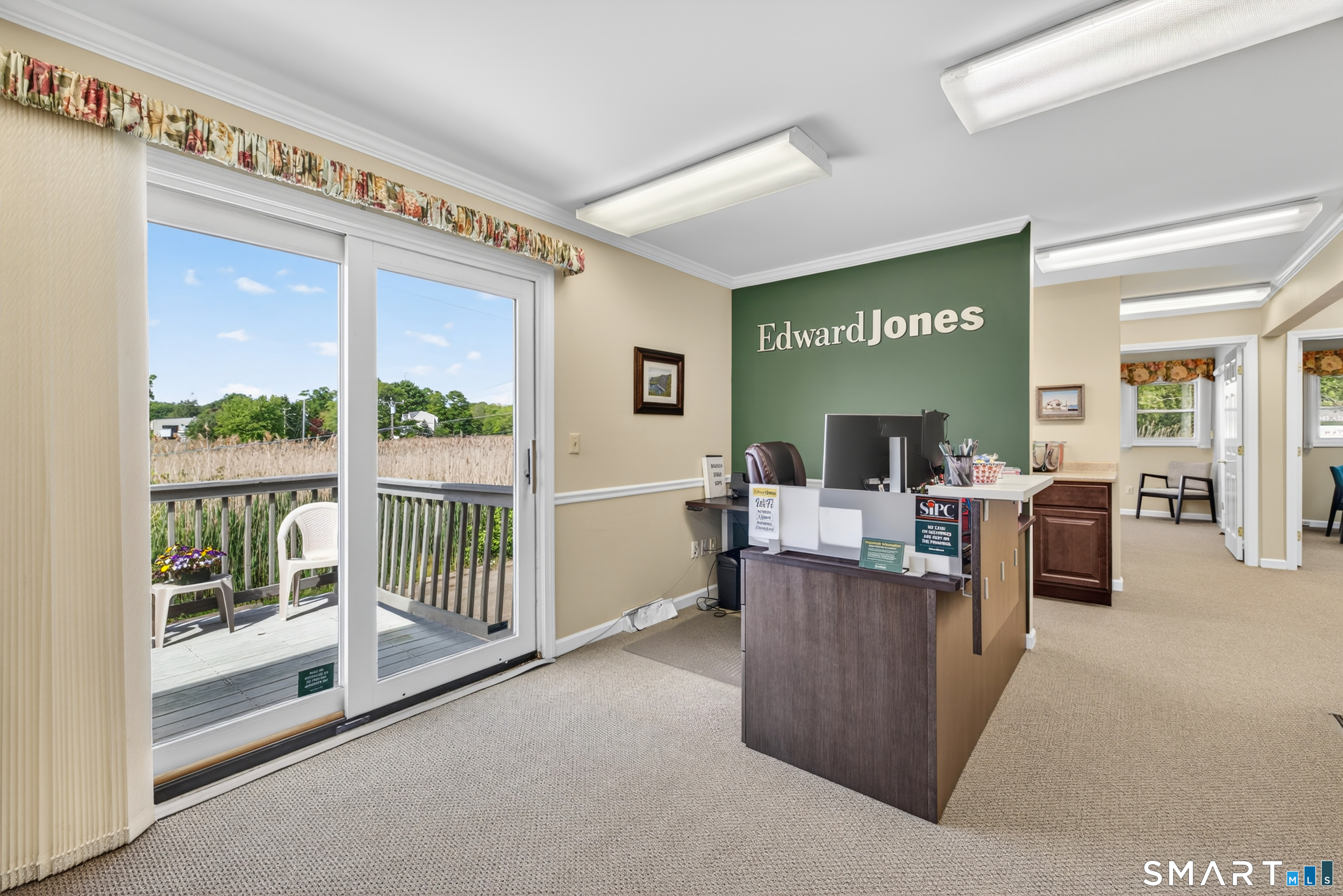 239 E Main Street Clinton CT 06413