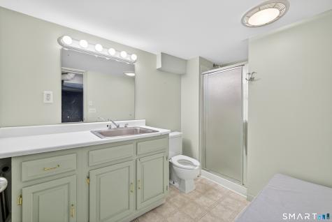 239 E Main Street Clinton CT 06413