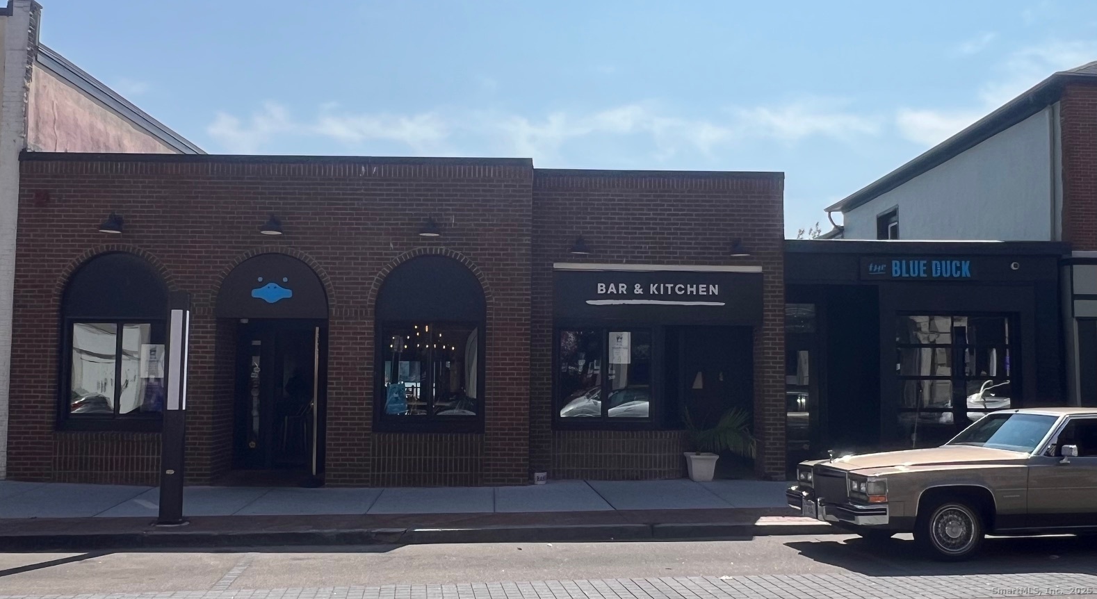 52 Bank Street New London CT 06320