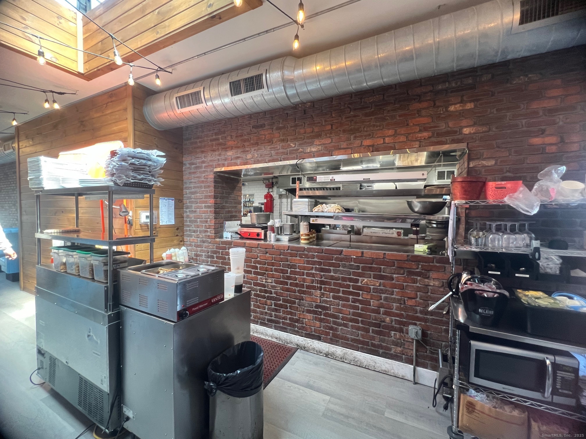 52 Bank Street New London CT 06320