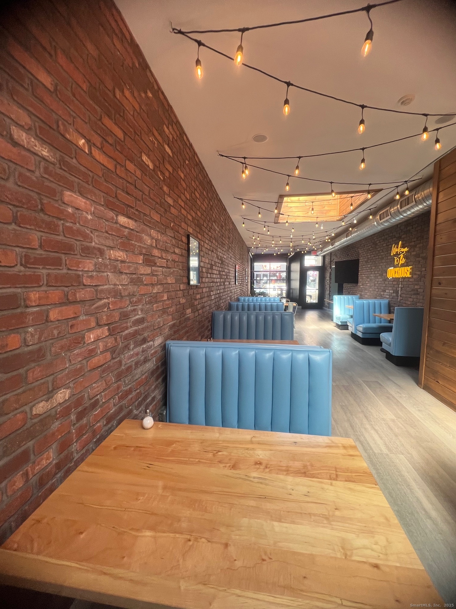 52 Bank Street New London CT 06320