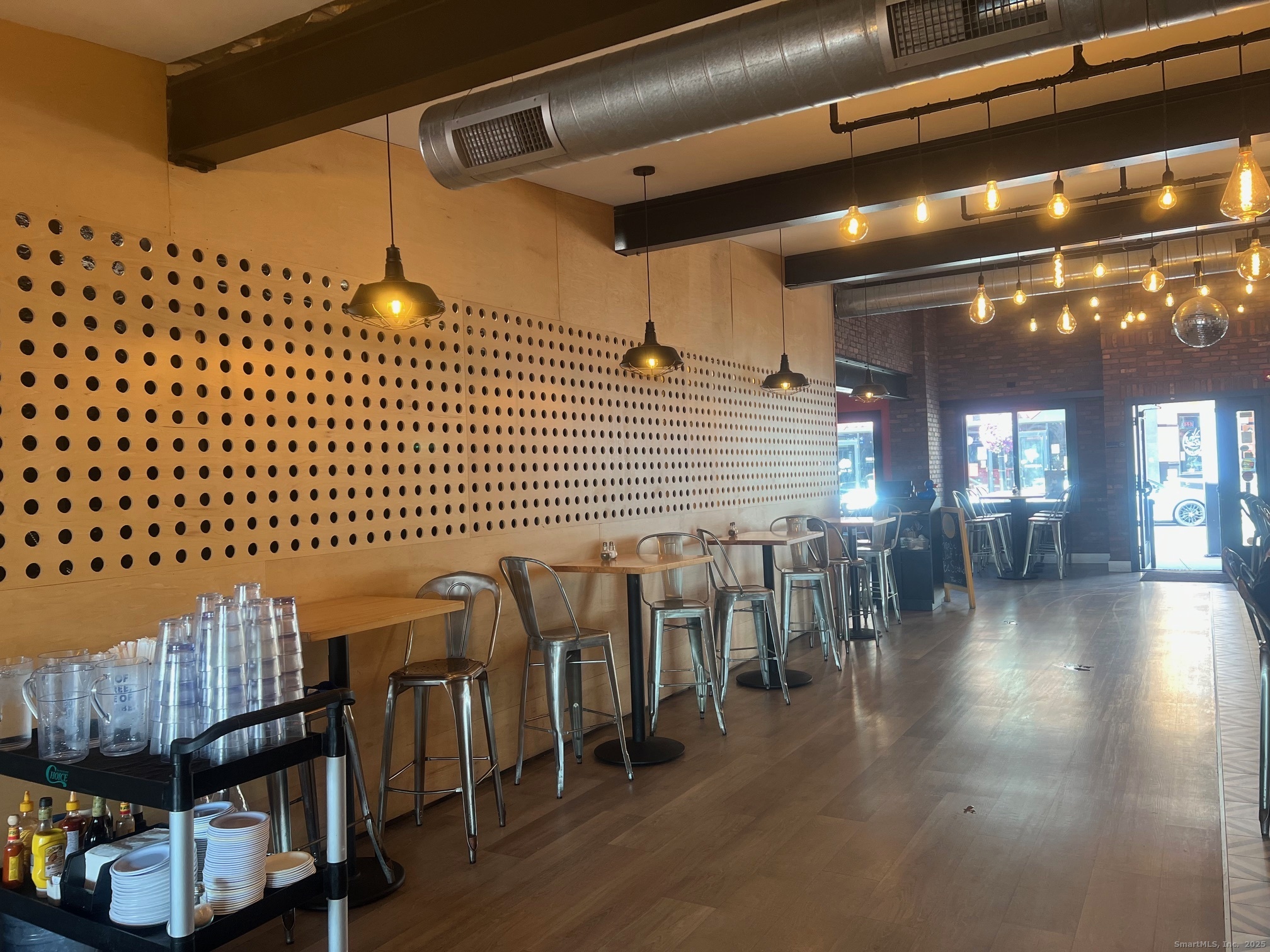 52 Bank Street New London CT 06320