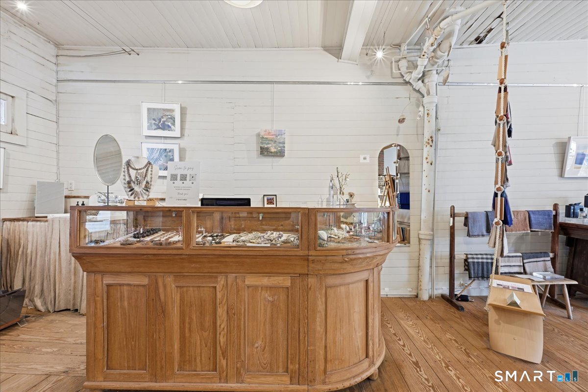21 Main Street Chester CT 06412