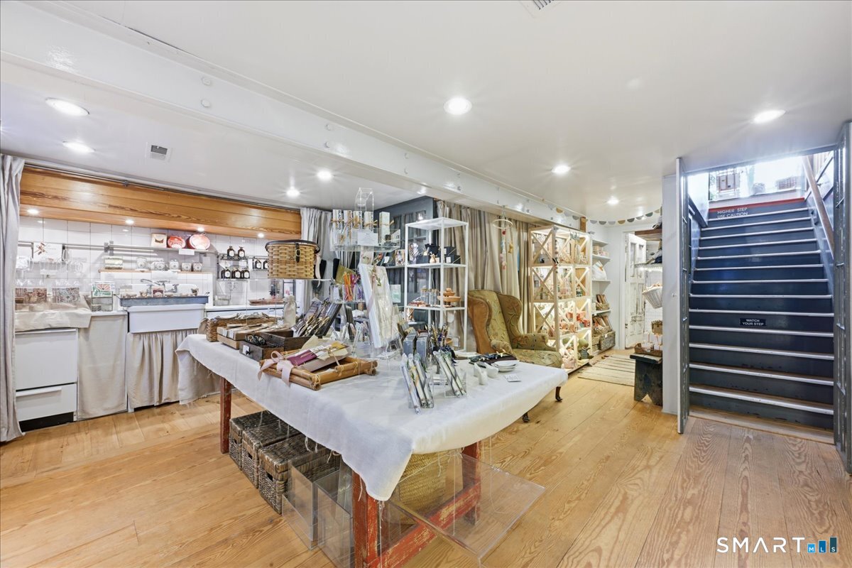 21 Main Street Chester CT 06412
