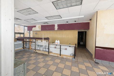 641 Norwich New London Turnpike Montville CT 06382