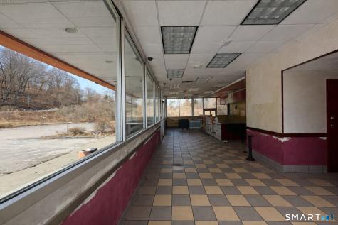 641 Norwich New London Turnpike Montville CT 06382