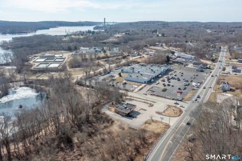 641 Norwich New London Turnpike Montville CT 06382