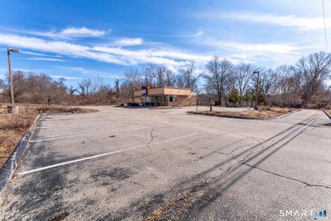 641 Norwich New London Turnpike Montville CT 06382