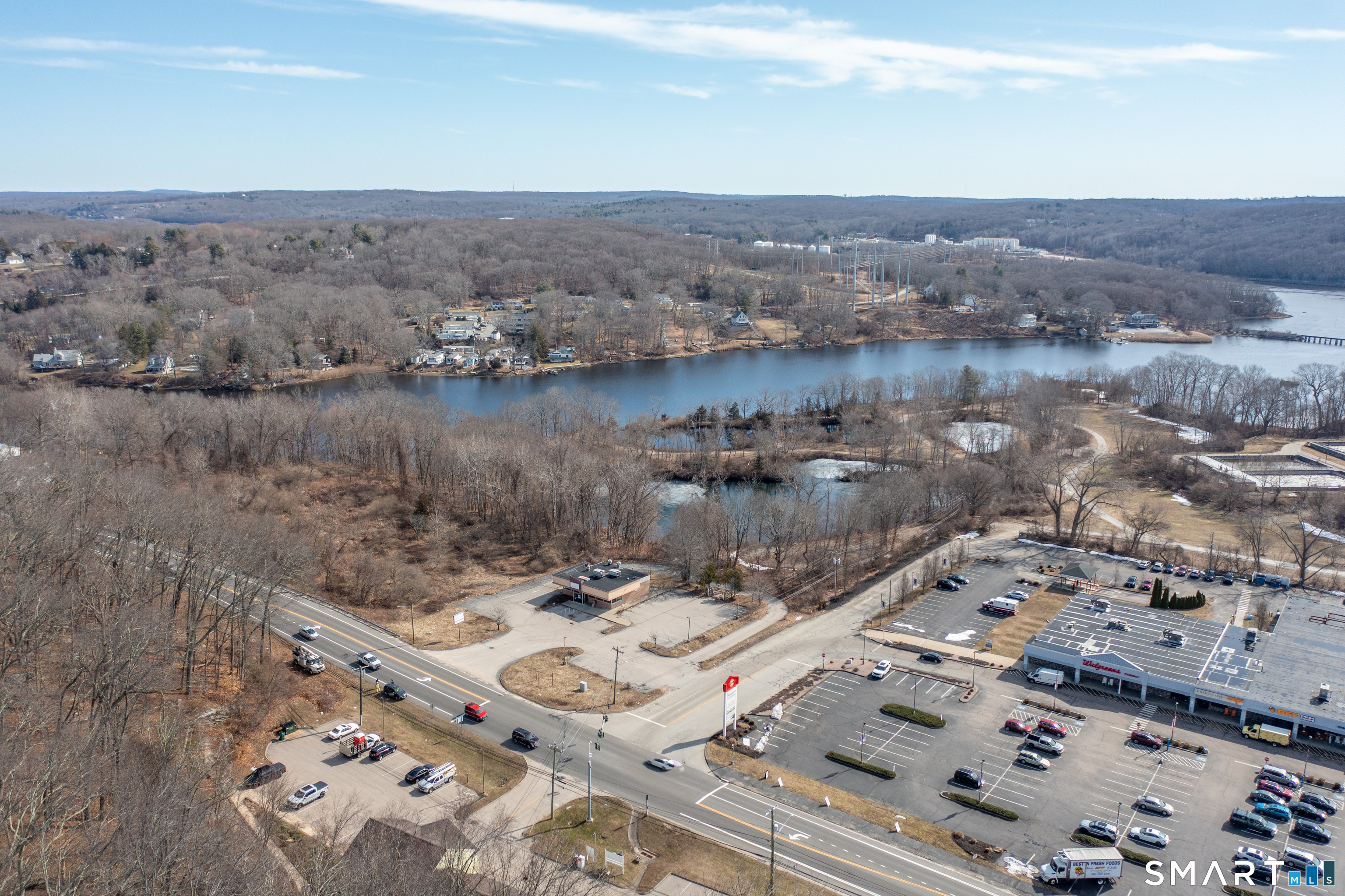 641 Norwich New London Turnpike Montville CT 06382