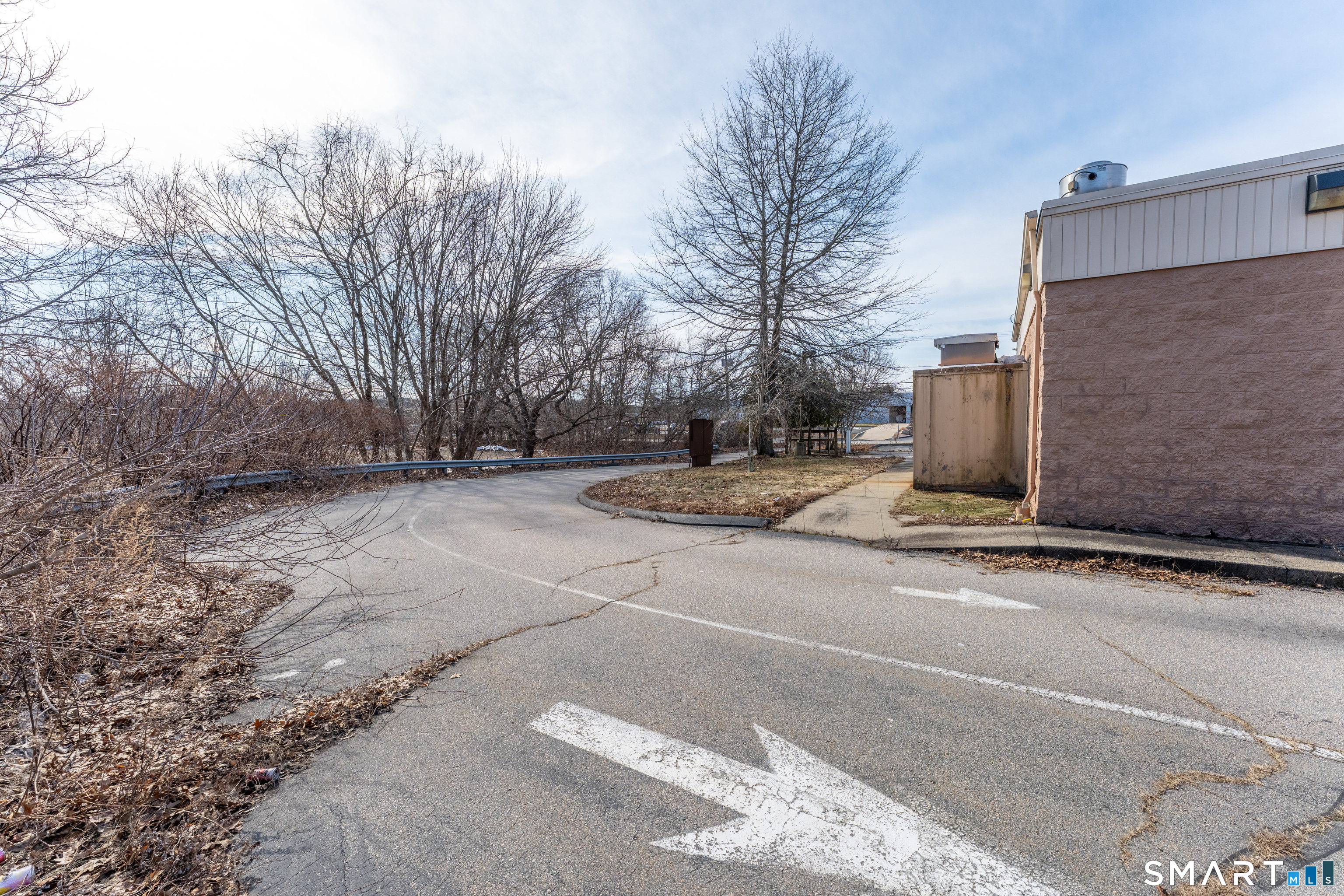 641 Norwich New London Turnpike Montville CT 06382