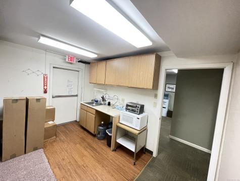 567 Vauxhall Street Extension Waterford CT 06385