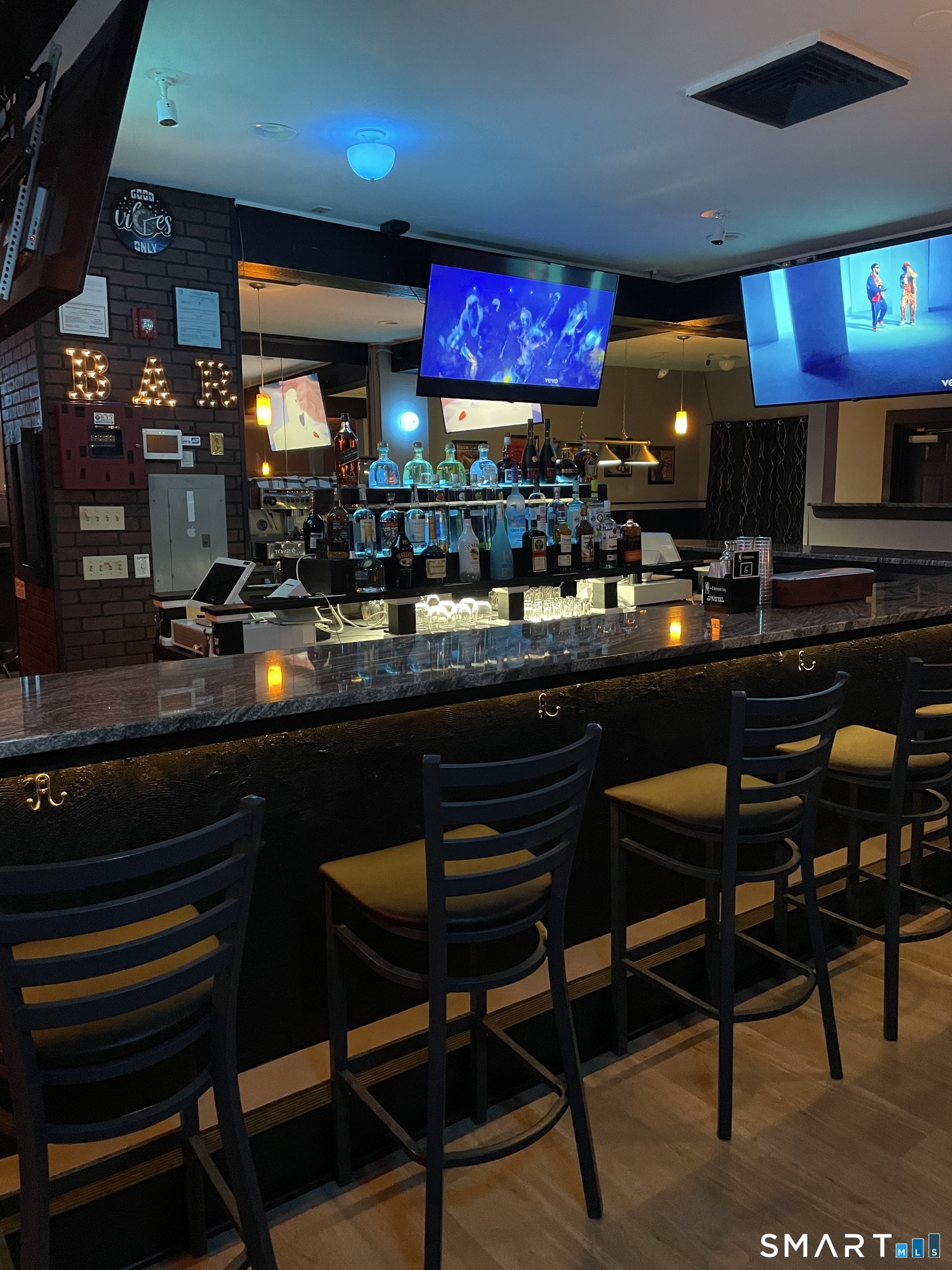 1943 Broad Street Hartford CT 06114