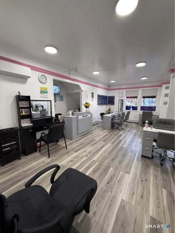381 Shelton Avenue North Haven CT 06511