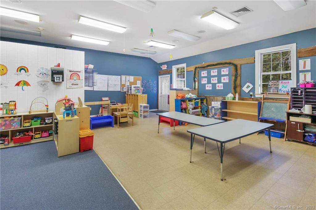 1129 Route 169 Woodstock CT 06281