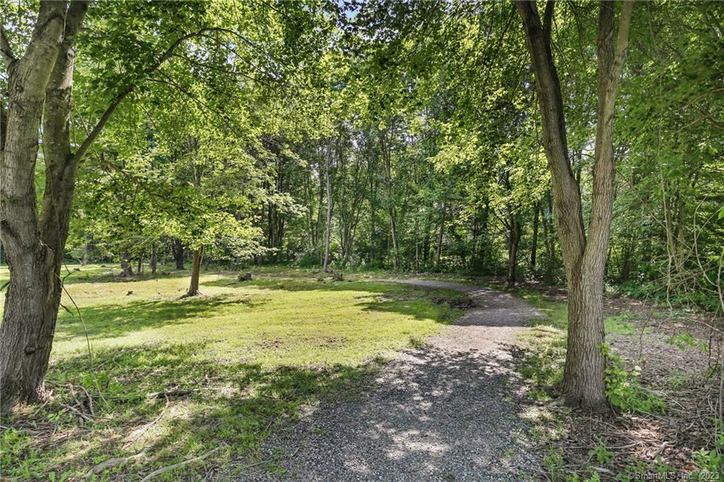 1129 Route 169 Woodstock CT 06281