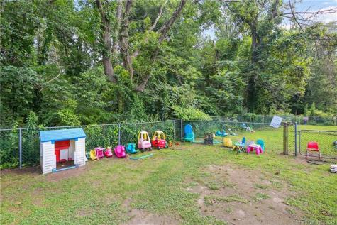 1129 Route 169 Woodstock CT 06281