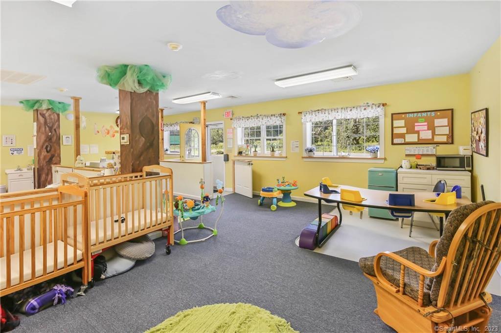 1129 Route 169 Woodstock CT 06281