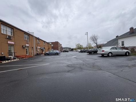 2348 Whitney Avenue Hamden CT 06518