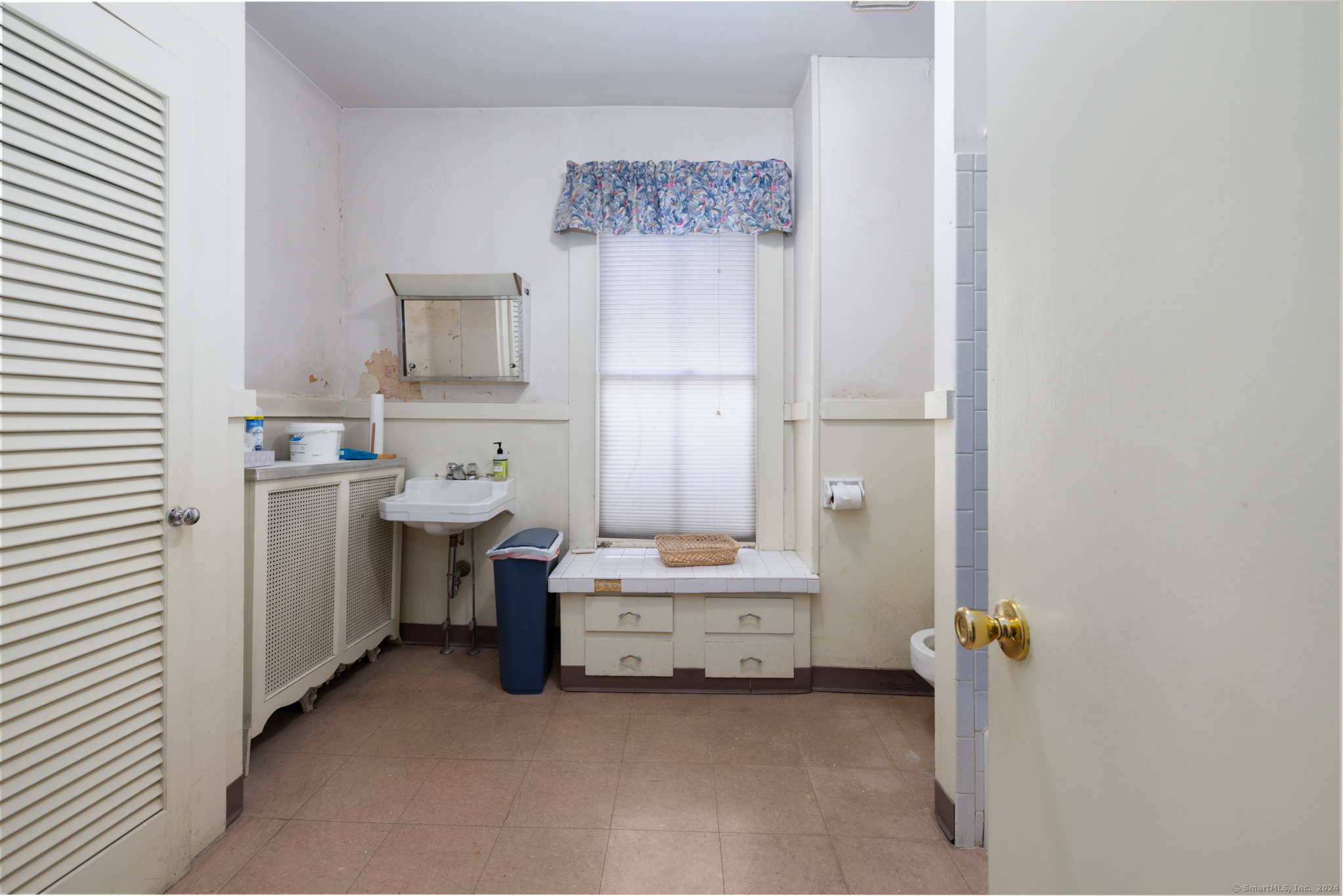 59 Central Avenue Waterbury CT 06702