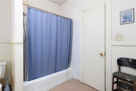 59 Central Avenue Waterbury CT 06702