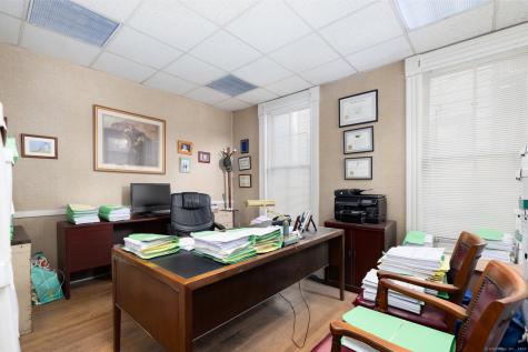 59 Central Avenue Waterbury CT 06702