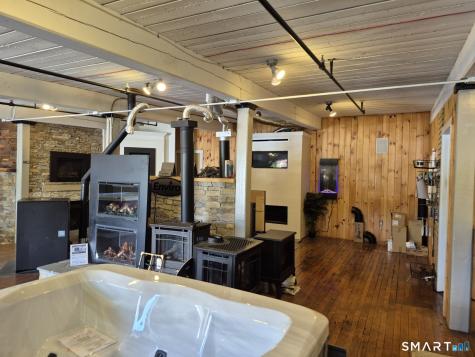 19 South Walnut Street Plainfield CT 06374