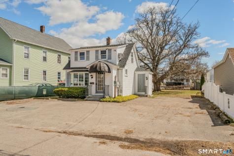 6 Hatch Street Stonington CT 06355