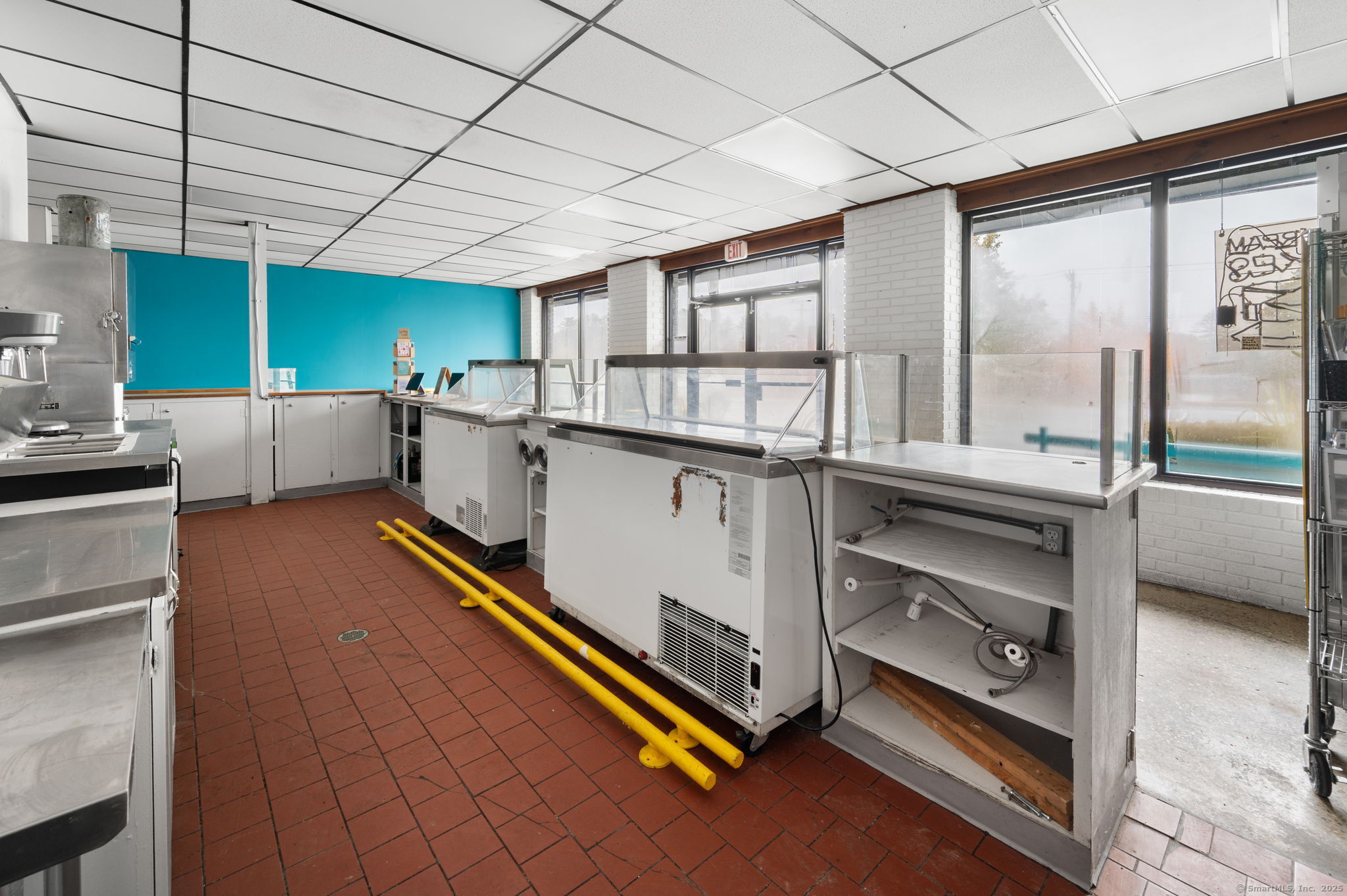 17 South Main Street Brooklyn CT 06234