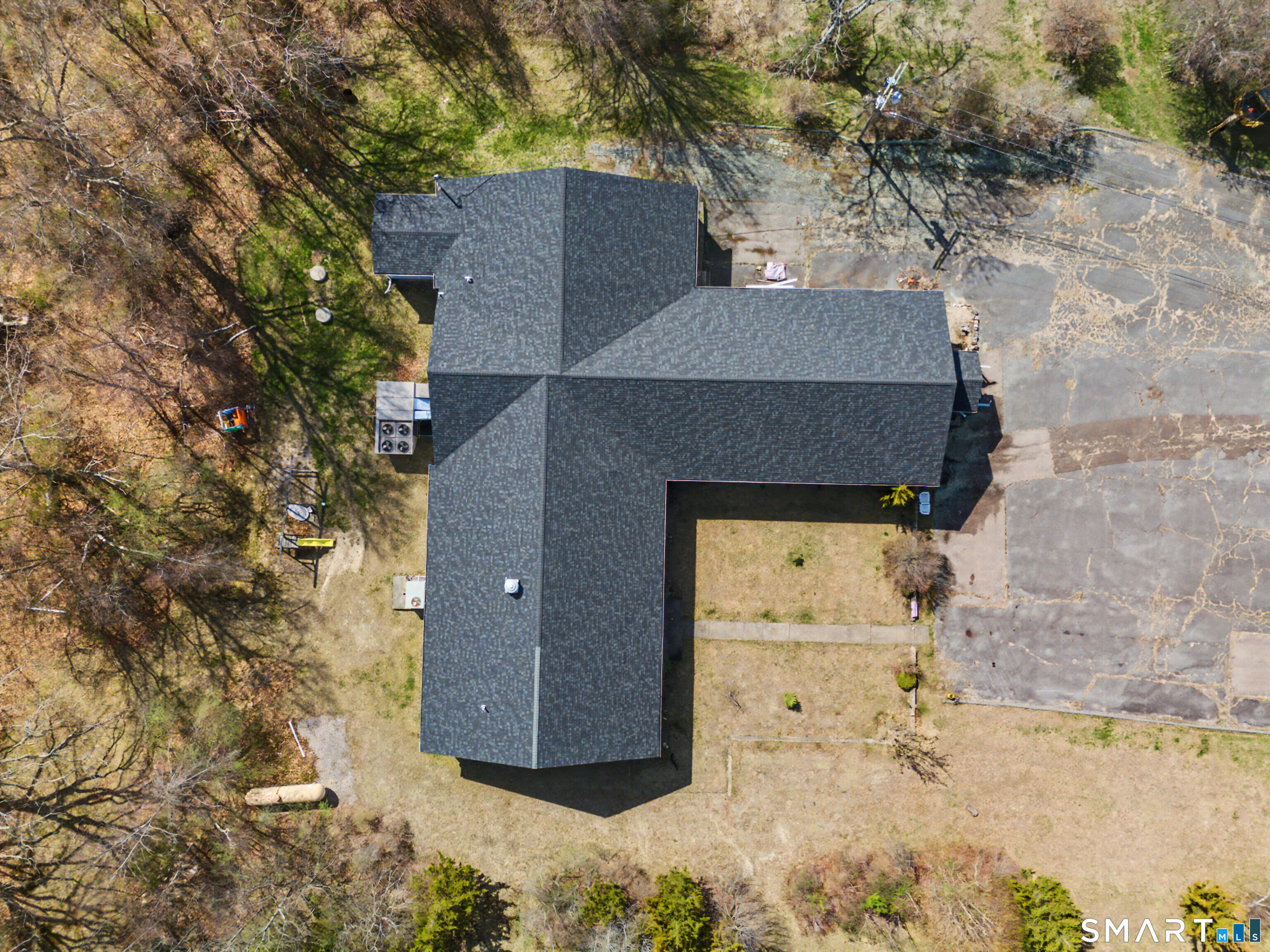505 Old Colchester Road Montville CT 06382