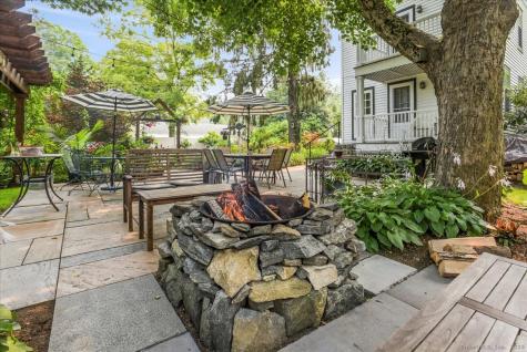 209 Main Street Deep River CT 06417