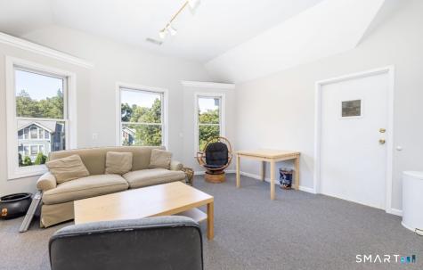 3208 Whitney Avenue Hamden CT 06518