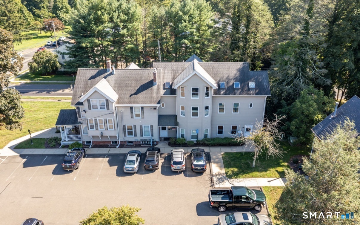 3208 Whitney Avenue Hamden CT 06518