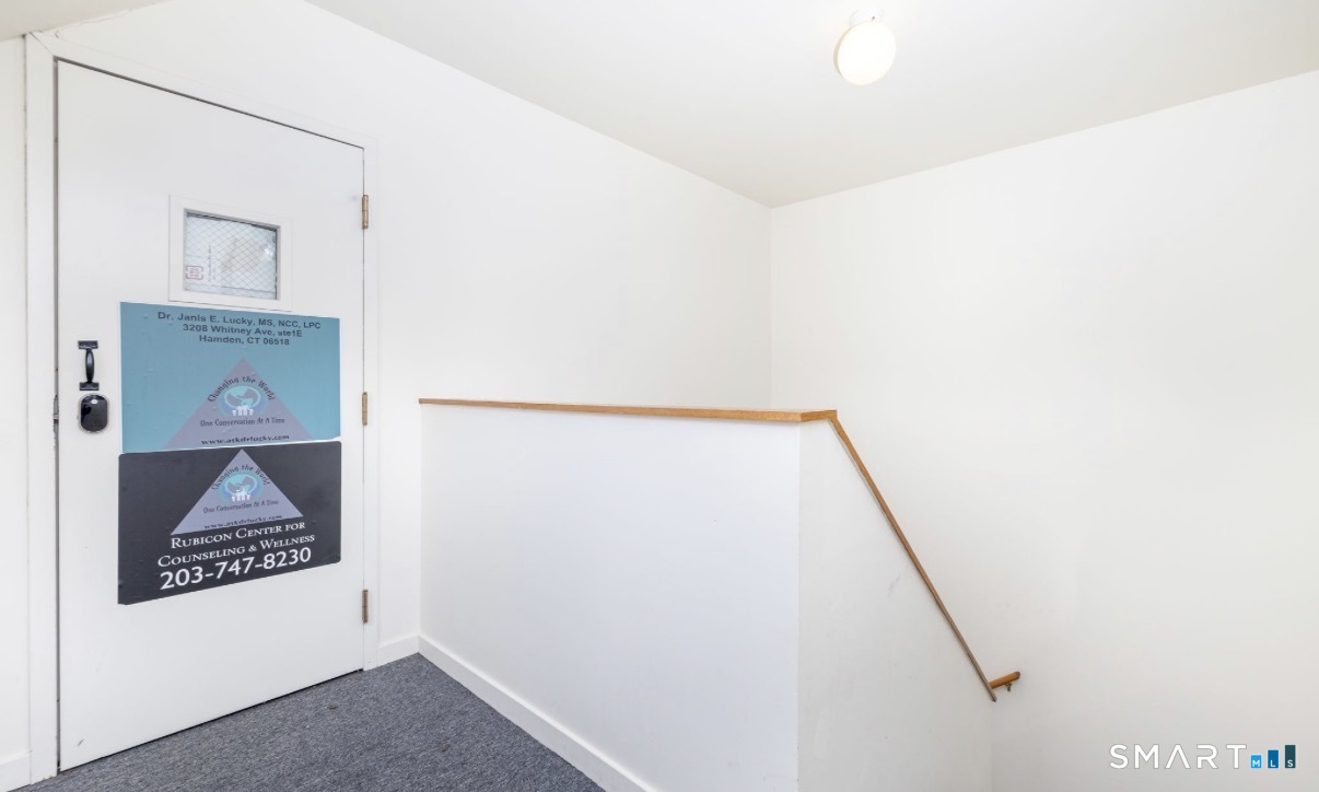3208 Whitney Avenue Hamden CT 06518