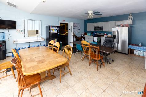 121 Quinnipiac Avenue North Haven CT 06473