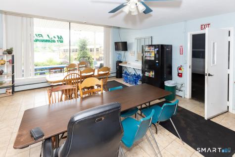121 Quinnipiac Avenue North Haven CT 06473