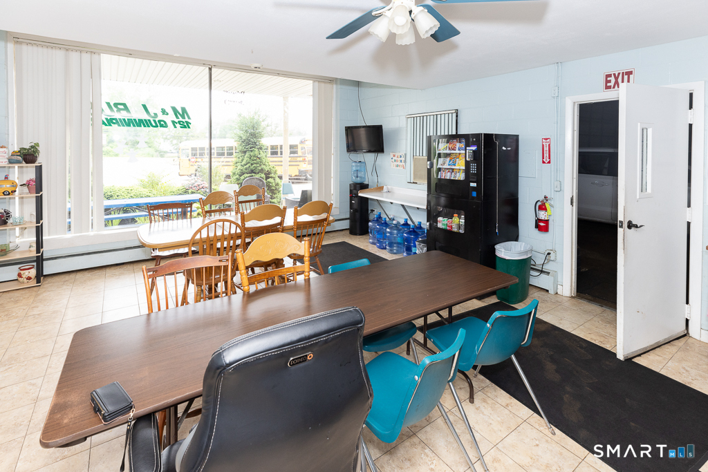 121 Quinnipiac Avenue North Haven CT 06473