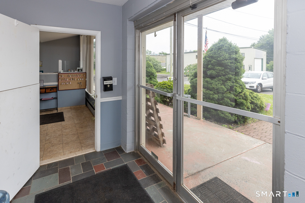 121 Quinnipiac Avenue North Haven CT 06473
